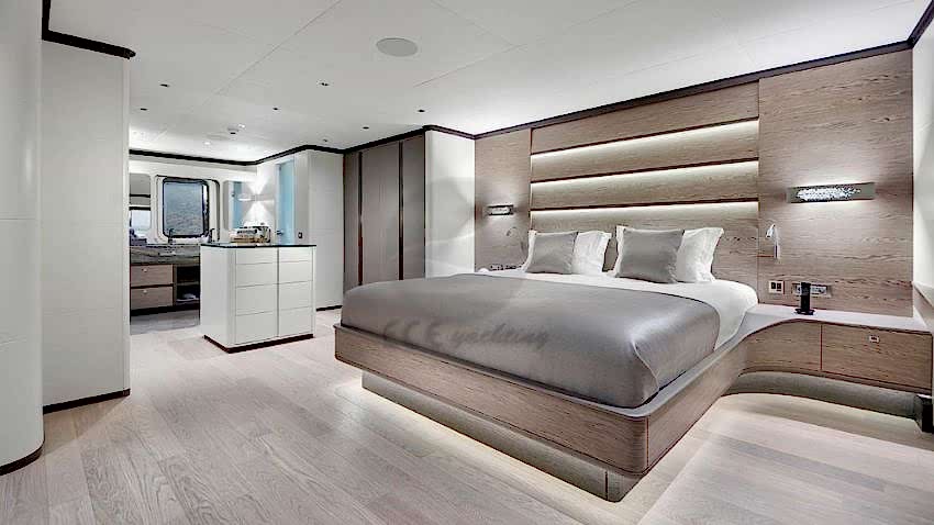 All About U 2 Yacht, Double Cabin.