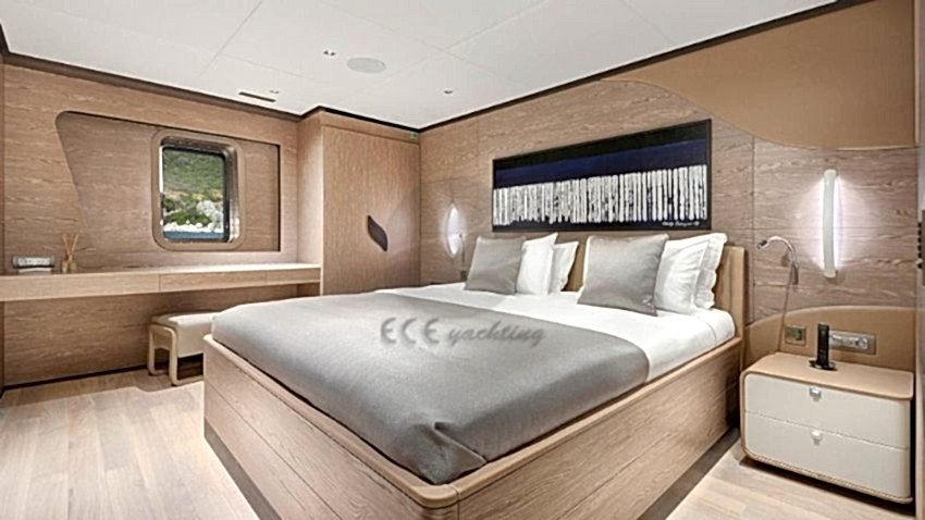 All About U 2 Yacht, Double Cabin