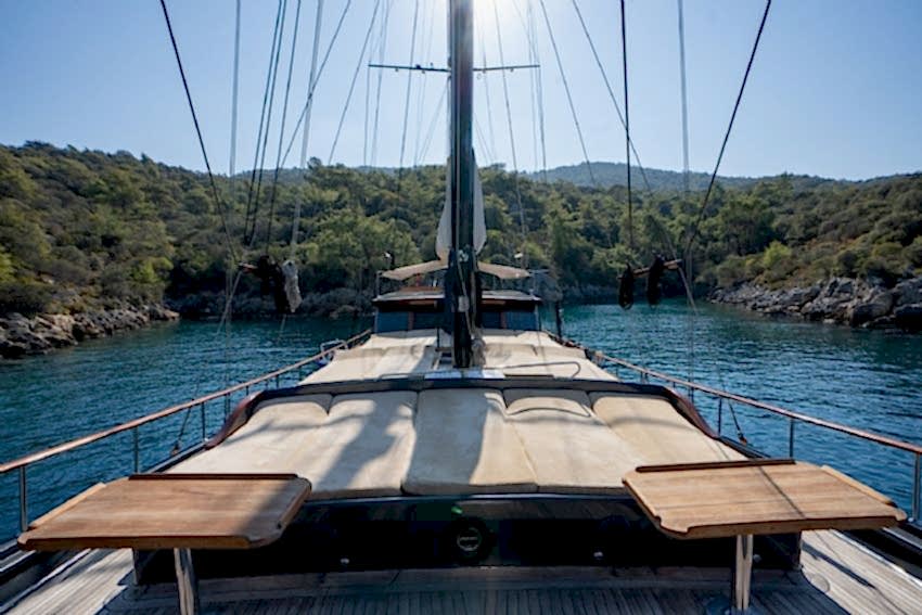 Arielle 1 Ön Güverte & Güneşlenme Alanı